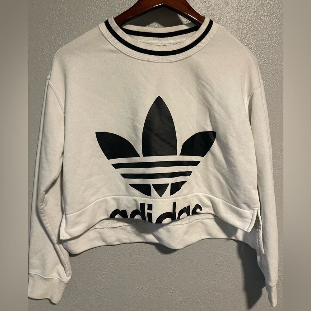 adidas - Bellista Trefoil Cropped Sweatshirt, ED4759, Gently Worn